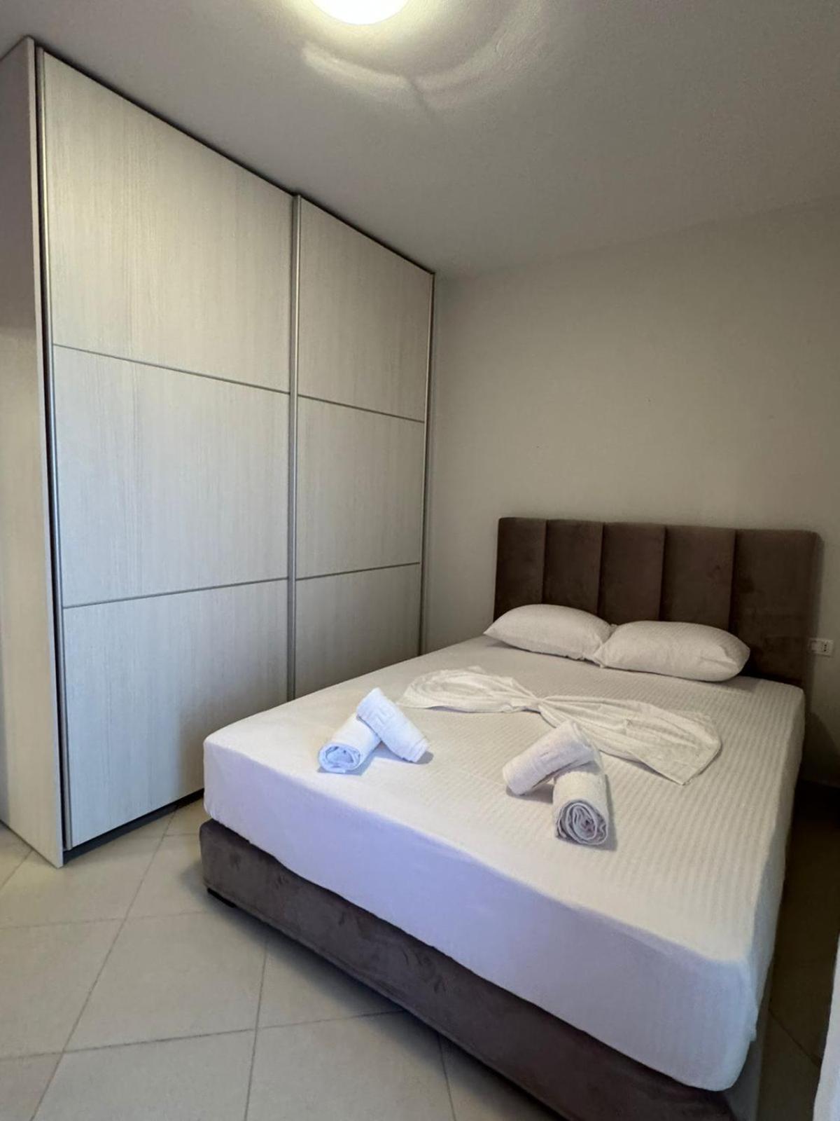 Leon Sea View Apartment Sarande Exterior photo