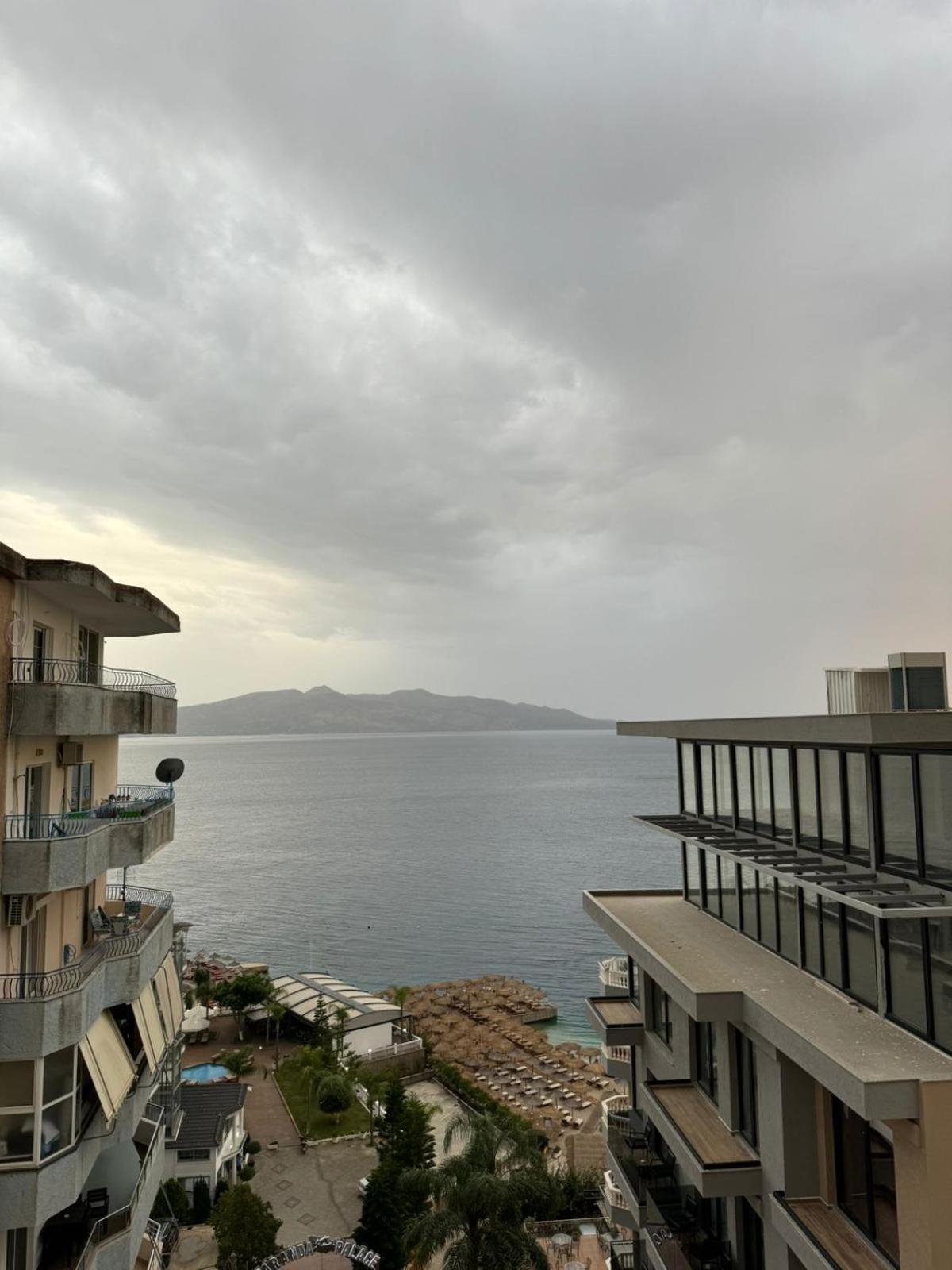 Leon Sea View Apartment Sarande Exterior photo